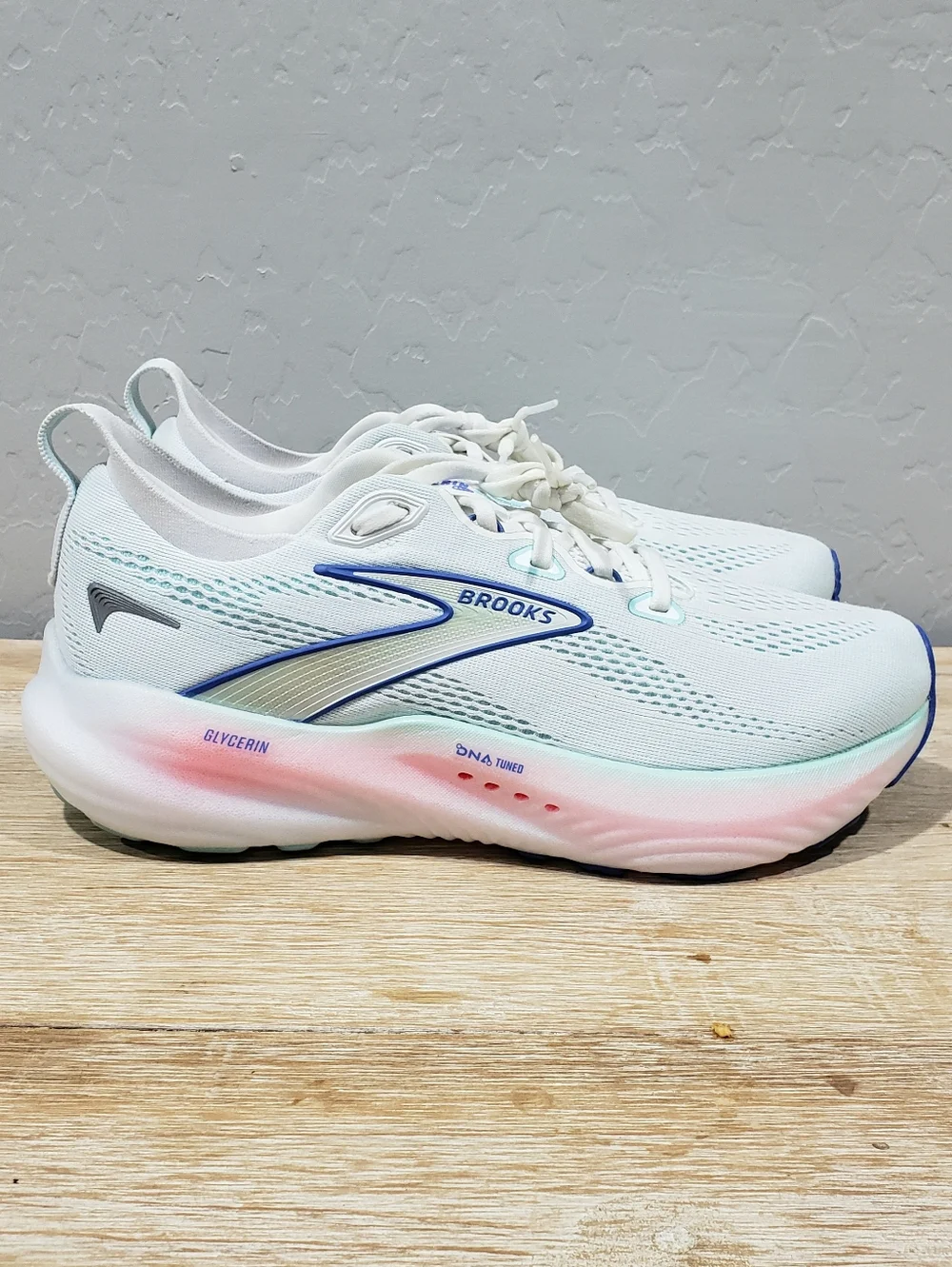 BROOKS Women's Glycerin 22 Running Shoes (9.5M) White/Limpet Shell/Amparo Blue